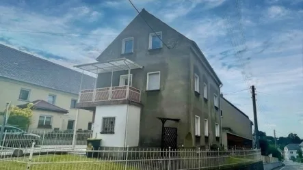 Außenansicht - Haus kaufen in Lichtenberg - Freistehendes Einfamilienhaus