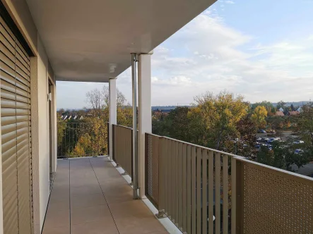 Süd-Balkon - Wohnung mieten in Dresden - Ideal für Senioren!