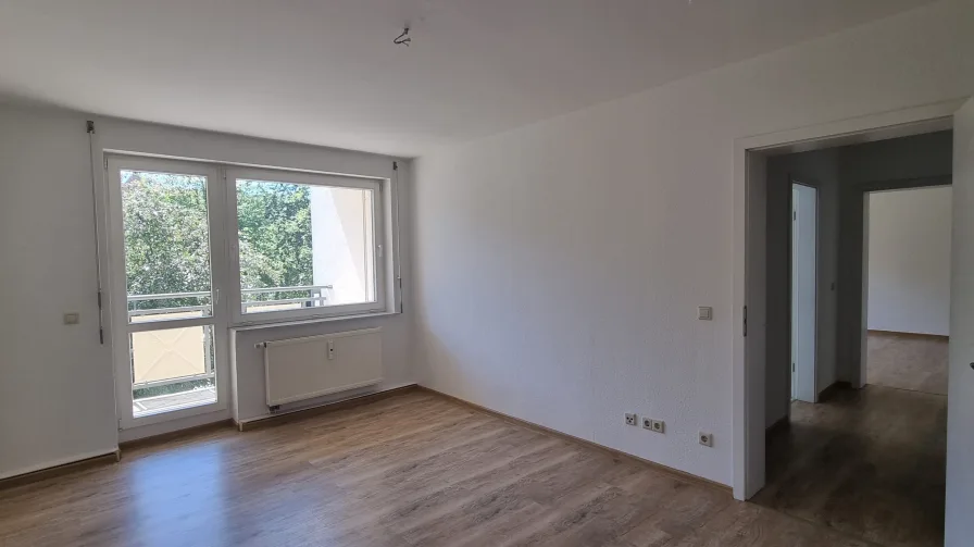 Schlafzimmer - Wohnung kaufen in Dresden - Bezugsfreie 2-Zimmer-ETW in Uni-Nähe