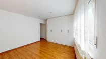 Schlafzimmer mit Einbauschrank