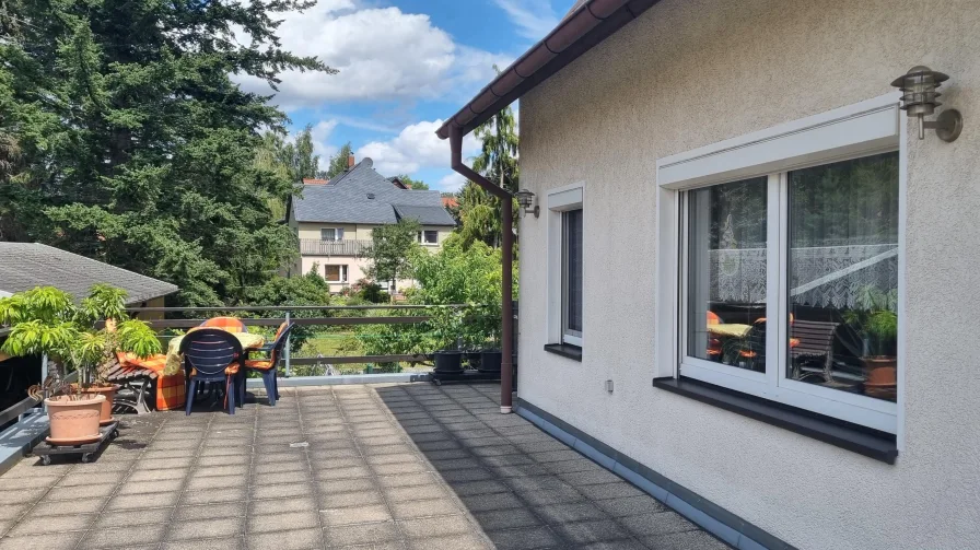 Terrasse - Haus kaufen in Wilthen - Im nächsten Sommer im eigenen Heim