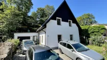 Frontansicht mit Garage