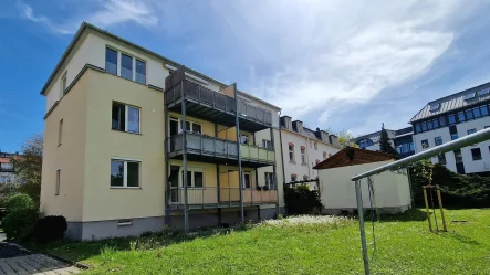 Außenansicht - Wohnung kaufen in Freital - Vermietete ETW in Freital-Potschappel