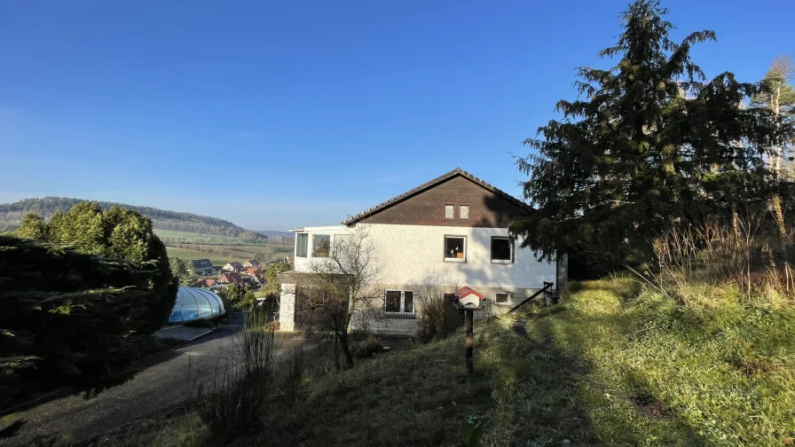 Außenansicht - Haus kaufen in Königstein - Großzügiges Wohnen mit Aussicht