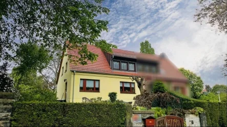 Doppelhausansicht - Haus kaufen in Dresden - Familienhaus mit Blick - Am Beutlerpark