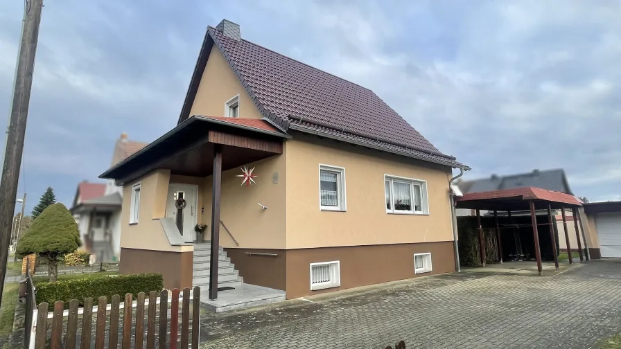 Einfamilienhaus - Haus kaufen in Bernsdorf - Einziehen und Wohlfühlen