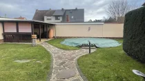 Garten mit Pool