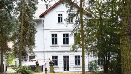 Hinteransicht - Haus kaufen in Sohland - Exklusives Anwesen südlich von Bautzen