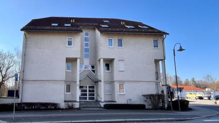 Frontansicht - Wohnung kaufen in Großröhrsdorf - Attraktives Investment 