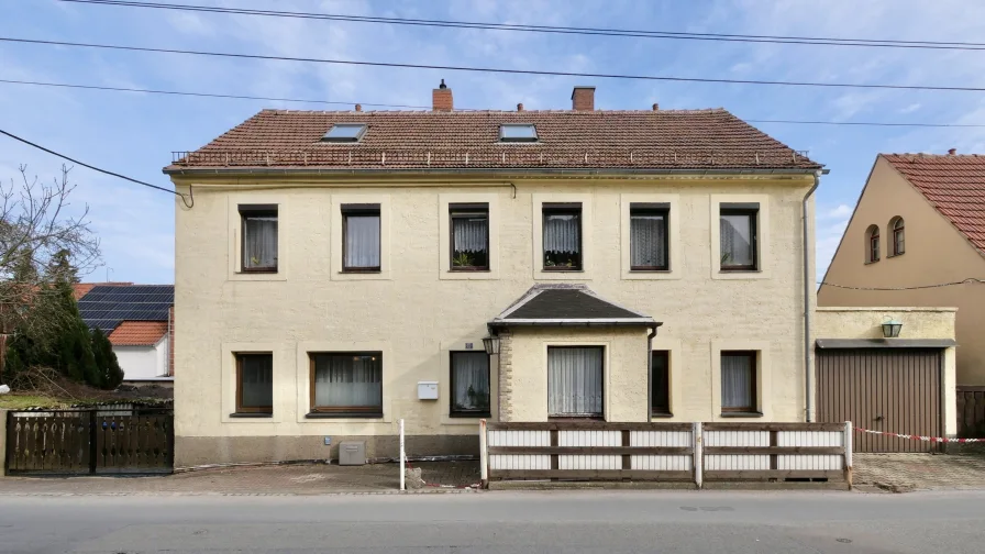 Außenansicht - Haus kaufen in Dresden - Platz für neue Wohnträume