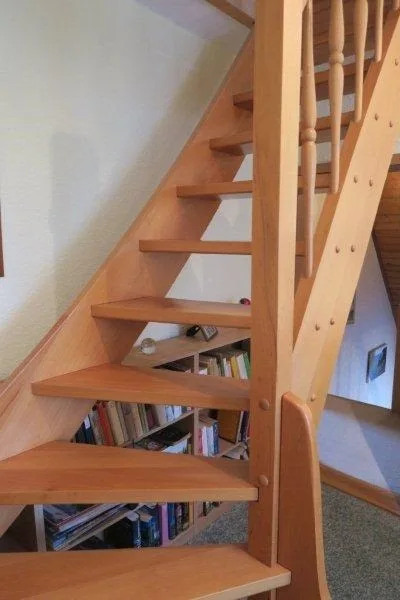 ... mit Treppe zum Spitzboden