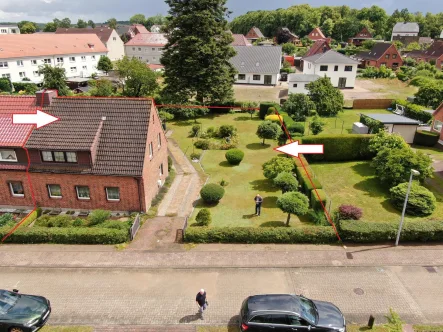 Titelfoto - Haus kaufen in Neukloster - Sonniges Stadthaus!