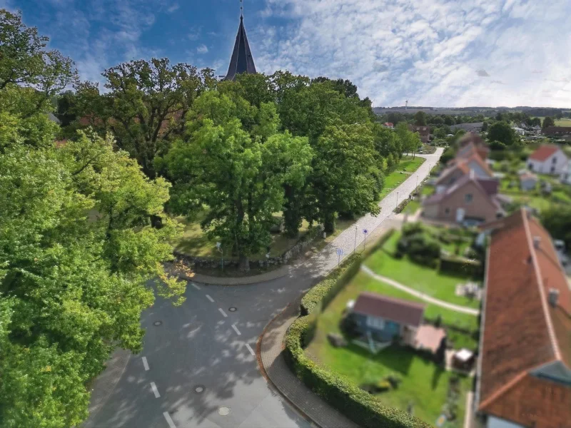 Blick zur Kirche 