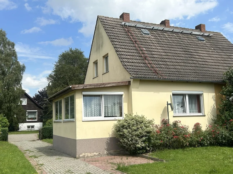 Ansicht Gartenseite - Haus kaufen in Kuhs - Gute Anbindung nach Rostock!