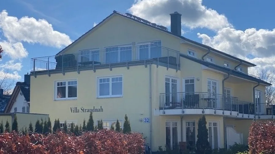 Ansicht und Zufahrt - Wohnung kaufen in Börgerende - Ferienwohnung, nur 150 m vom Strand 