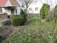 Garten mit Laube