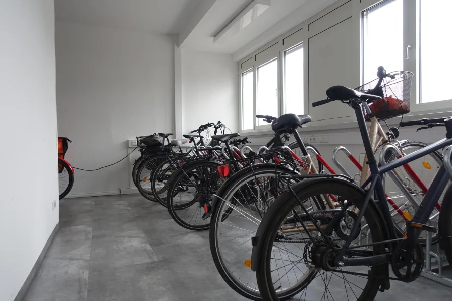 Fahrradraum mit Ladestation für E-Bikes (EG)