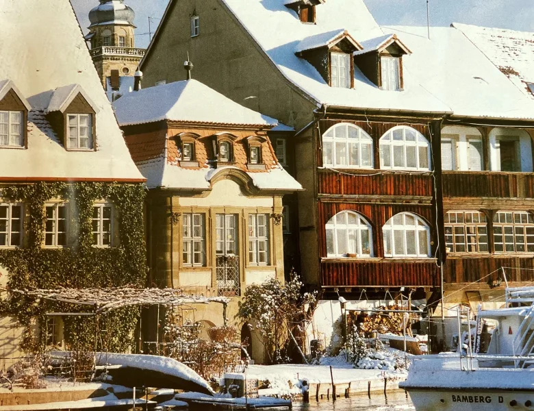 Winteransicht des Gartenhauses