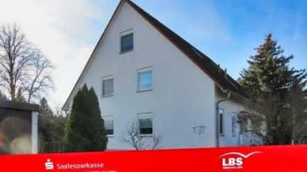 Hausansicht - Haus kaufen in Halle - Doppelhaushälfte mit Südterrasse