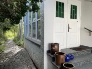 Zugang Wohnhaus und Garten