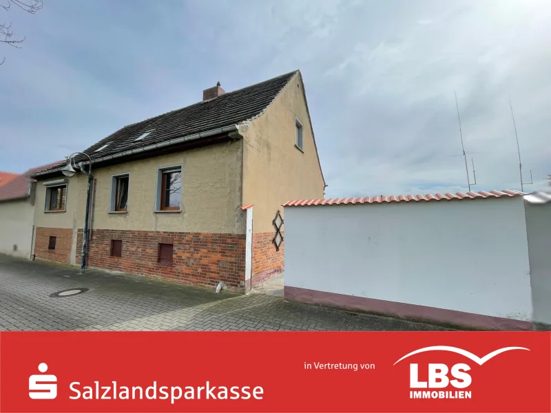 Frontansicht - Haus kaufen in Nienburg - Einfamilienhaus in Gerbitz!