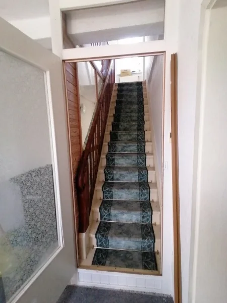 Treppe zur Wohnung