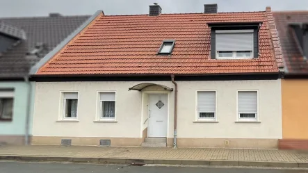  - Haus kaufen in Güsten - Ihr Name an der eigenen Tür! 