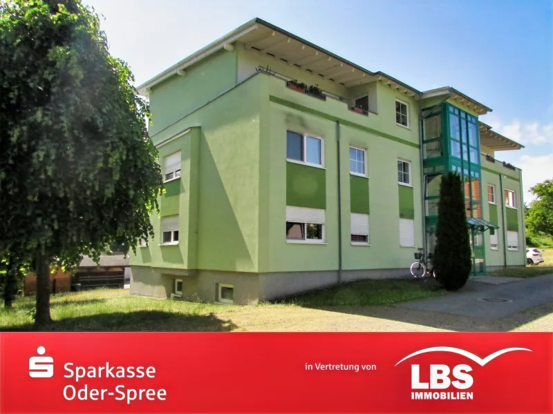 Außen 1 - Wohnung kaufen in Eisenhüttenstadt - Vermietete Eigentumswohnung (2-Raum) in Schönfließ!