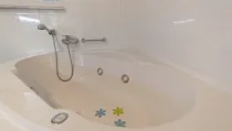 Badezimmer Ansicht 4