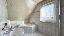 Badezimmer Ansicht 1