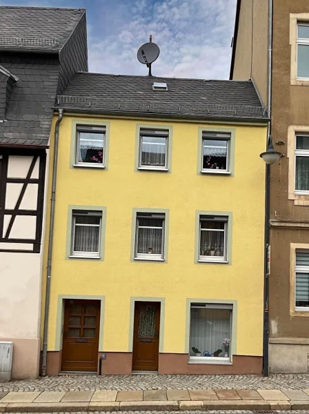 Straßenansicht - Haus kaufen in Geringswalde - Dieses Haus bietet mehr als Sie glauben!