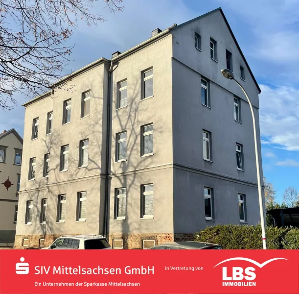 Außenansicht von der Straße  - Zinshaus/Renditeobjekt kaufen in Burgstädt - Solides, vollvermietetes  Mehrfamilienhaus 
