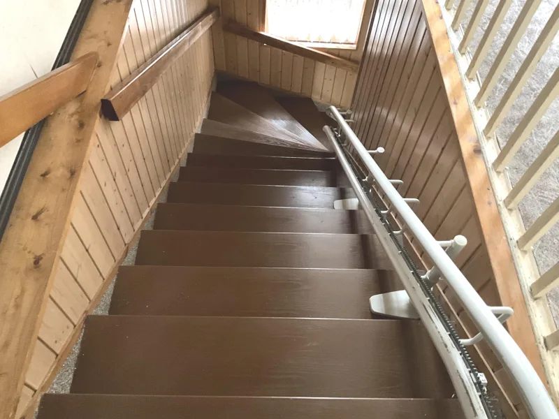 Treppe zwischen OG und EG