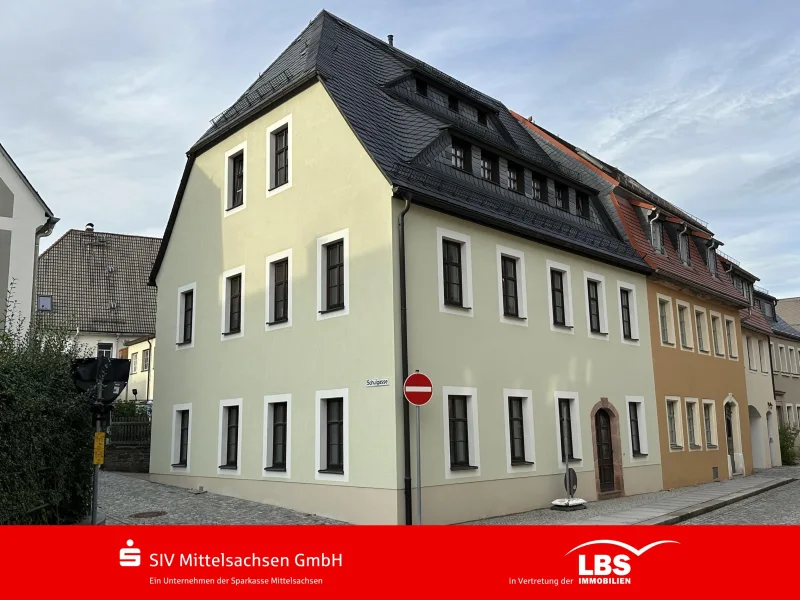 Straßenansicht - Zinshaus/Renditeobjekt kaufen in Oederan - Ein Haus - viele Möglichkeiten!