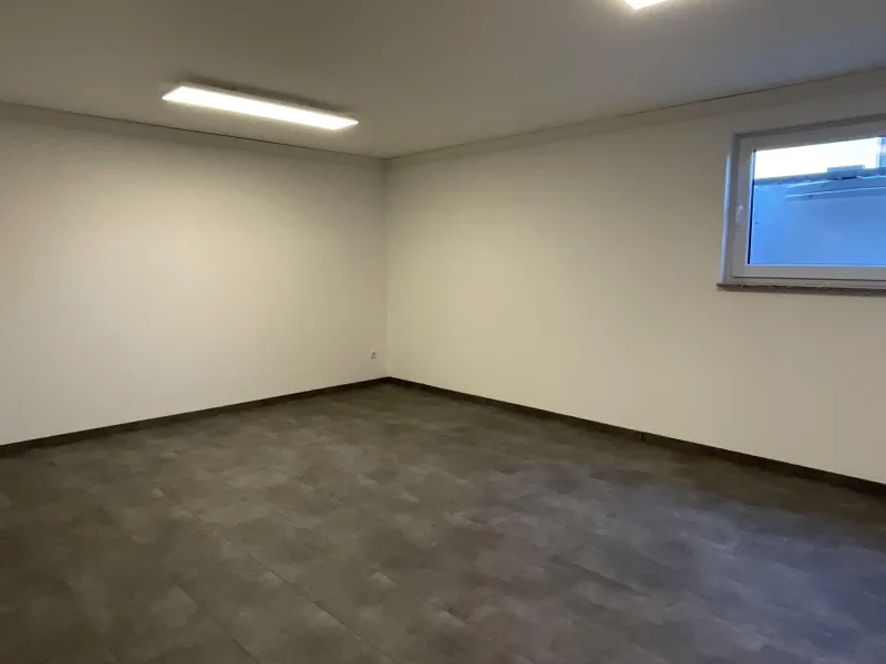 Hobbyraum/ Büro Kellergeschoß