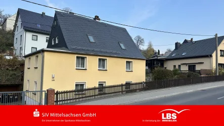 Straßenansicht - Haus kaufen in Leubsdorf - Viel Platz für die ganze Familie...