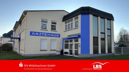 Außenansicht - Büro/Praxis kaufen in Flöha - Labor- / Praxisräume in zentraler Lage!