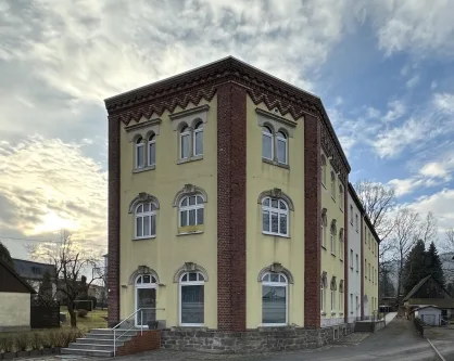 Außenansicht - Haus kaufen in Olbernhau - Ein Haus - viele Möglichkeiten!