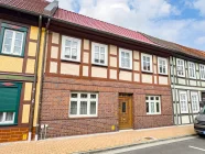 Wohnhaus Straßenansicht!