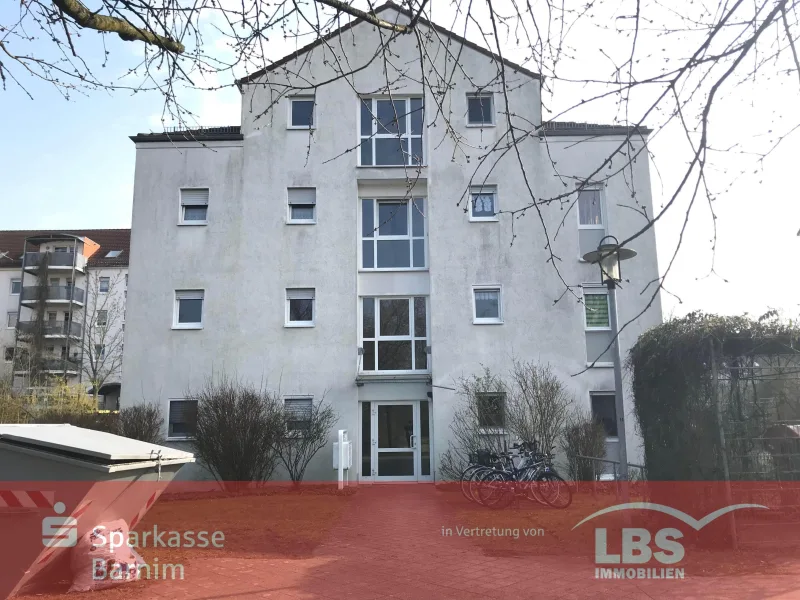 Eingangsbereich - Wohnung kaufen in Bernau - Vermietete Eigentumswohnung in Bernau .