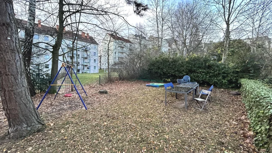 Garten zum Objekt