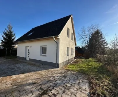 Hausansicht - Haus kaufen in Amtsberg - Fast wie neu!