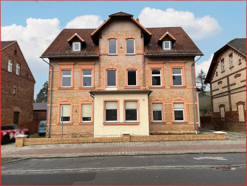 Straßenansicht - Haus kaufen in Neupetershain - Mietobjekt zum Fertigstellen