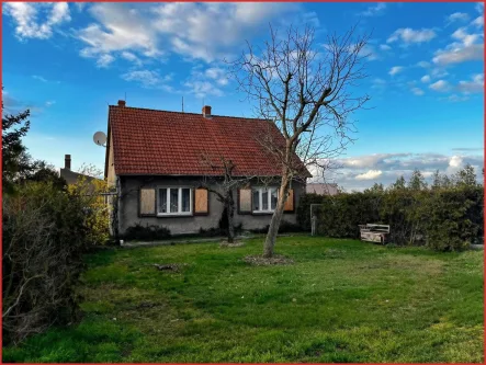  - Haus kaufen in Doberlug-Kirchhain - Kleines Einfamilienhaus in idyllischer Lage