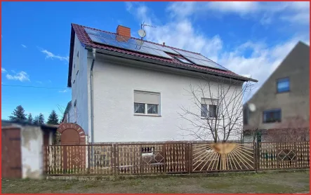 Außenansicht - Haus kaufen in Beyern - Große Wohnfläche - viele Möglichkeiten