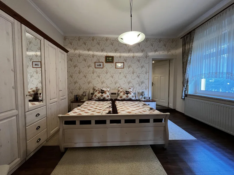 Schlafzimmer im EG