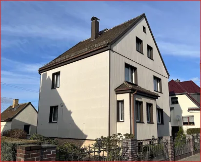 Straßenansicht - Haus kaufen in Elsterwerda - EFH mit Potential und flexibler Nutzung