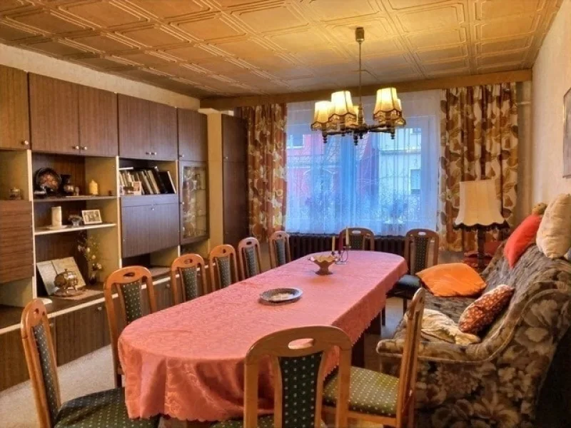 großes Wohnzimmer