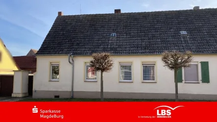  - Haus kaufen in Burg - Kleiner Preis, Fantasie & Fleiß