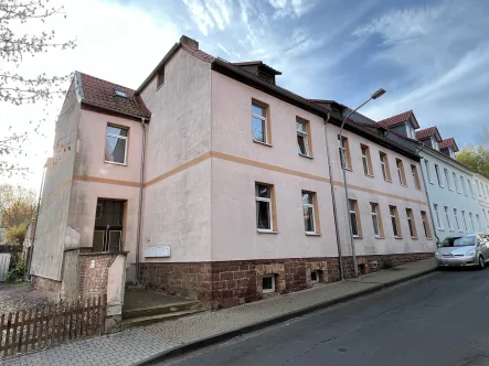 image1 - Haus kaufen in Lutherstadt Eisleben - Mehrfamilienhaus in Lutherstadt Eisleben